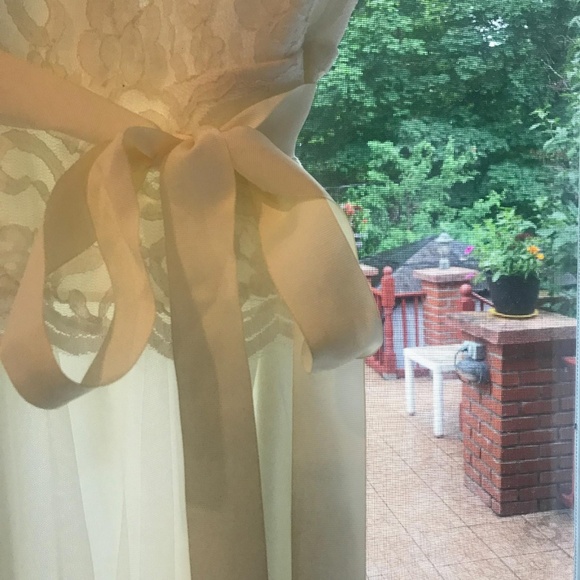 Ivory evening/wedding dress - Picture 2 of 5